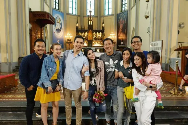 sandra dewi, sandra dewi menikah