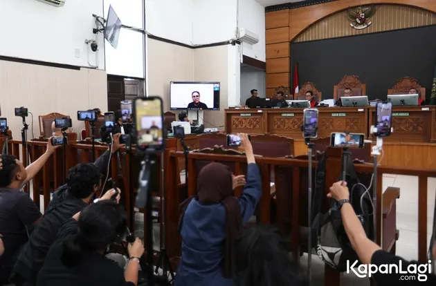Nikita Mirzani Sidang Terbaru Sakit Gigi