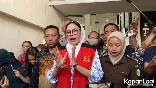 Skenario Reza Gladys versi Nikita