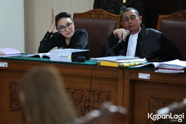 Sidang Nikita Mirzani