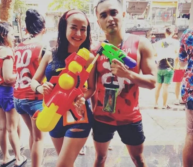 liburan selebriti, liburan selebriti di thailand, selebriti yang liburan ke thailand