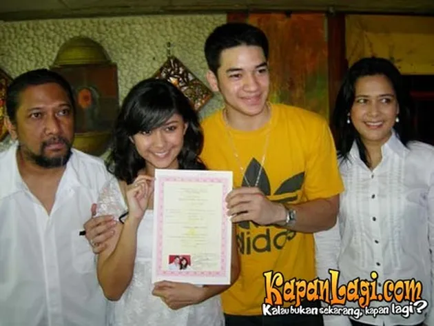 Nana Mirdad dan Andrew White