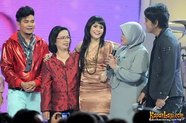 Nge-H1ets nya Bintang Dan Cinta