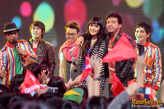 Nge-H1ets nya Bintang Dan Cinta