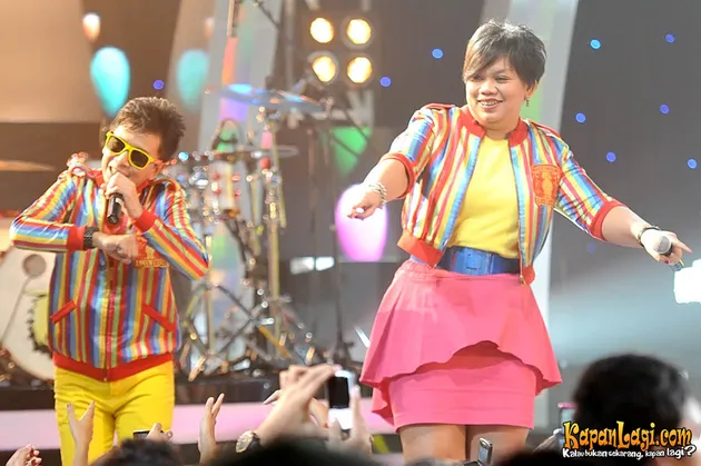 Nge-H1ets nya Bintang Dan Cinta