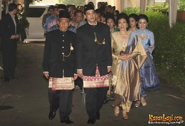 nia ramadhani, ardie bakrie