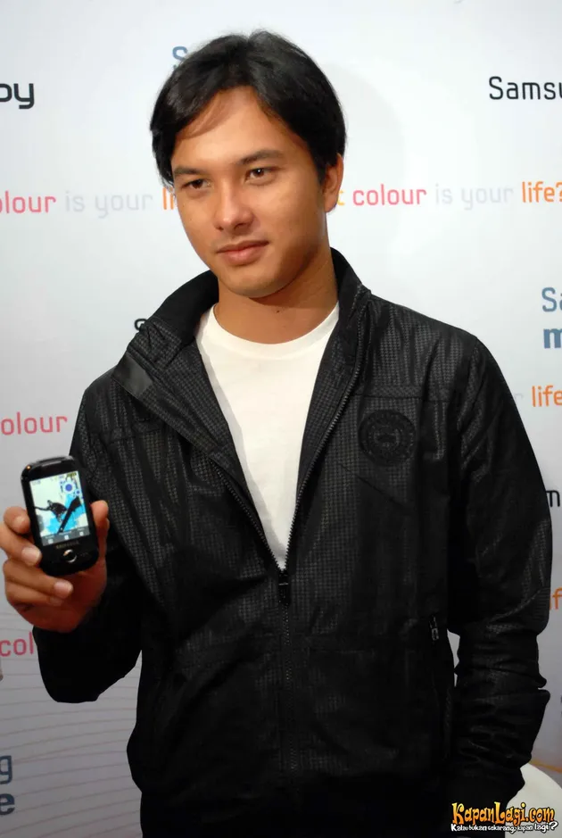 Nicholas Saputra