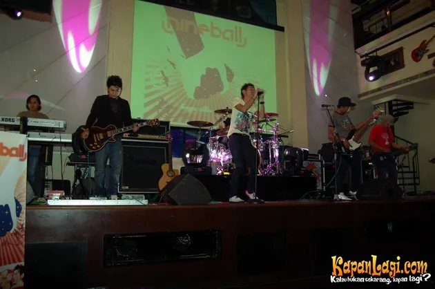 nineball