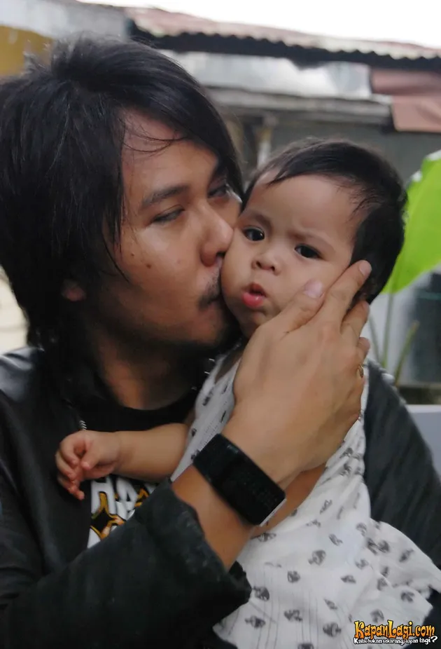 Ernest Cokelat / Nirina Zubir