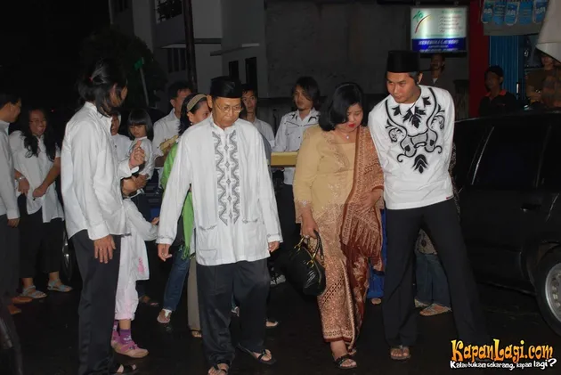 Nirina Zubir, Ernest Cokelat