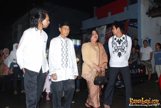 Nirina Zubir, Ernest Cokelat