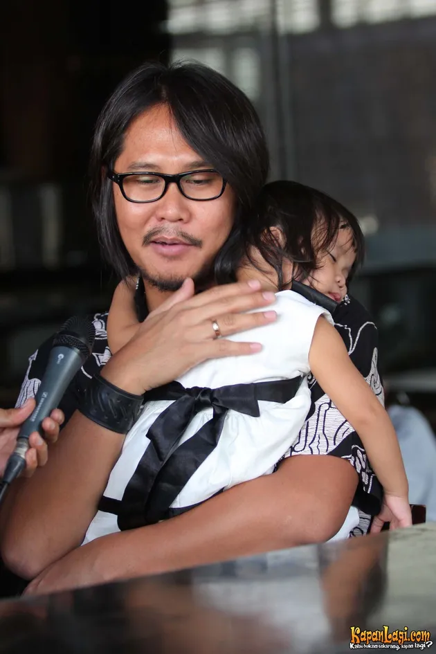 Nirina Zubir - Ernest