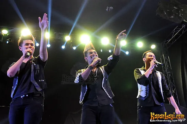 Nu Dimension mendapat kesempatan tampil pertama dengan lagu Dont You Worry Child.