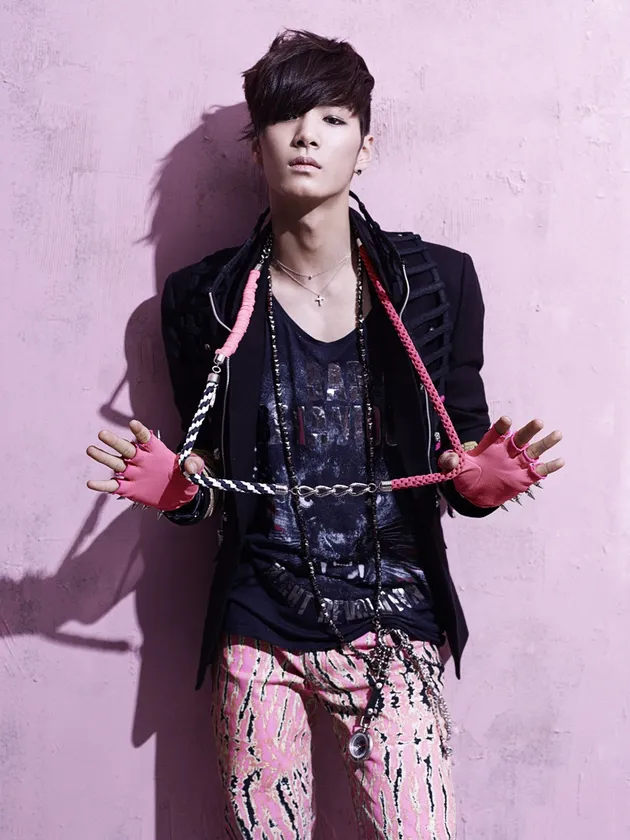 NU\'EST