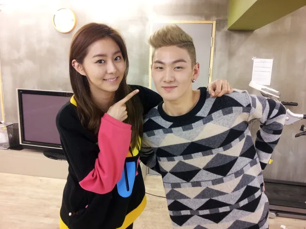 NU\'EST