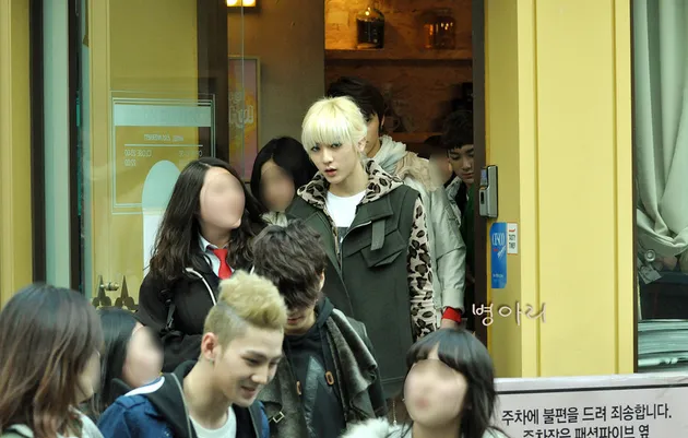 NU\'EST