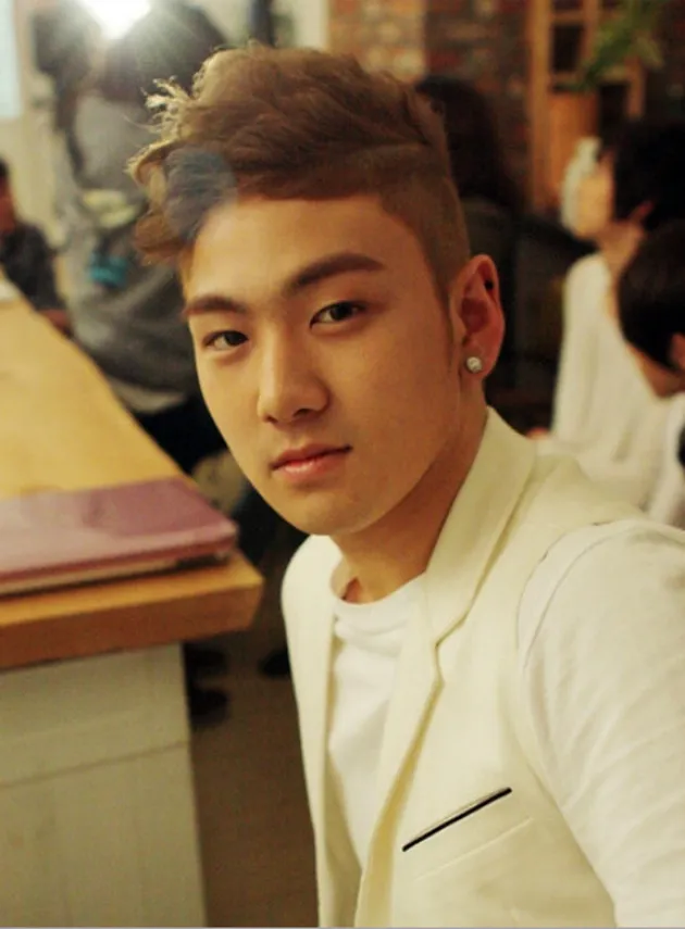 NU\'EST