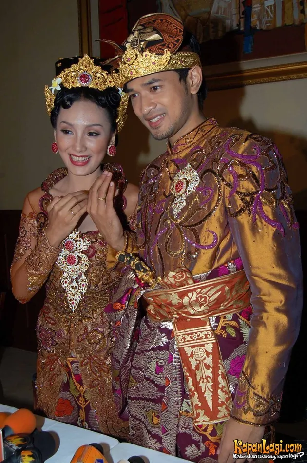 OKA ANTARA - RARA WIRITANAYA - KapanLagi.com