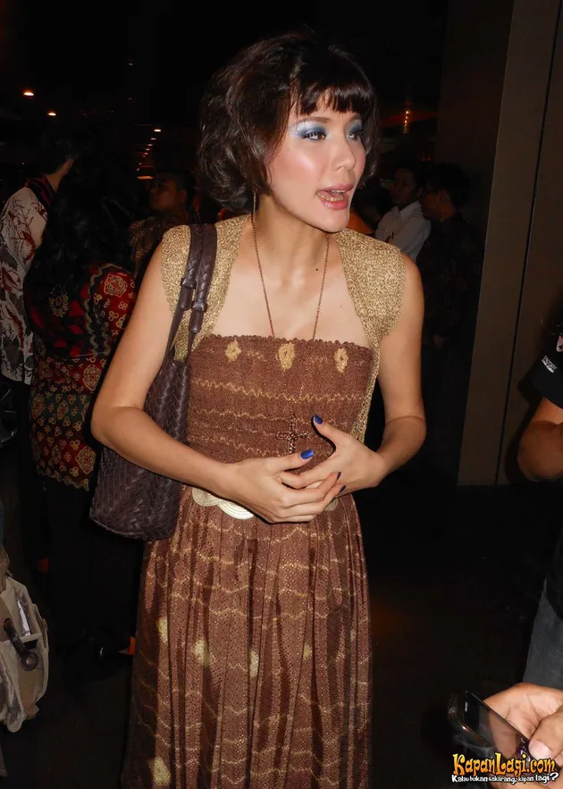 Olga Lydia dan Marie Elka