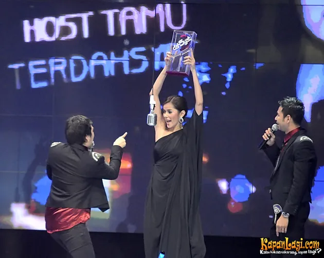 Dahsyatnya Awards 2011