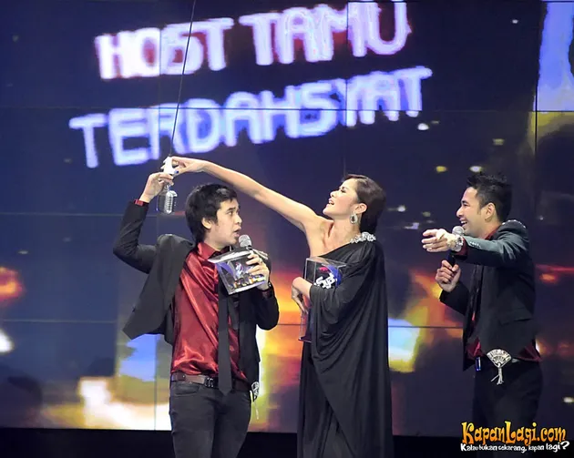 Dahsyatnya Awards 2011