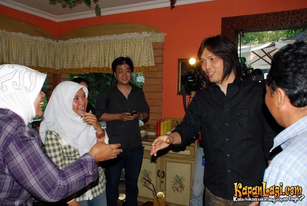 Once, Yuli Hany Susilawati