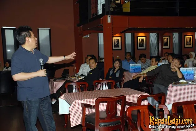 online marketing gathering