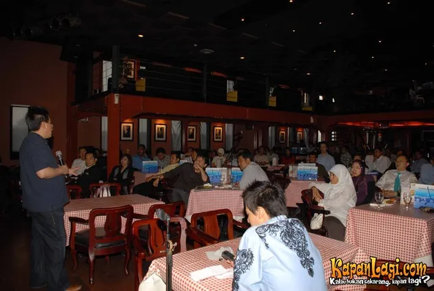 online marketing gathering
