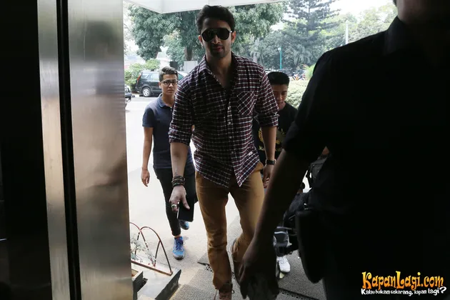 Shaheer Sheikh dan Ayu Ting Ting