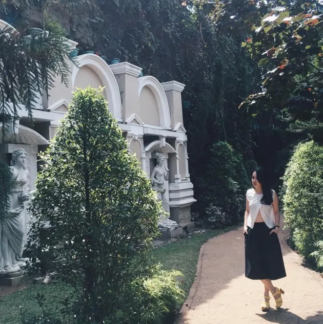 Agatha Pricilla Blink