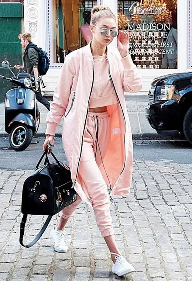 Seleb Dengan Sneaker Sama 