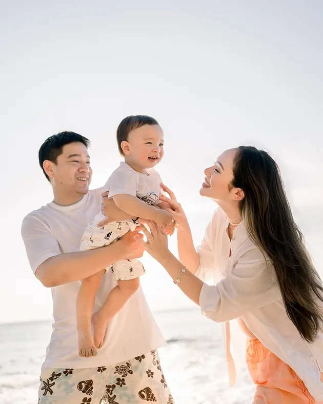 Potret harmonis keluarga Pamela Bowie