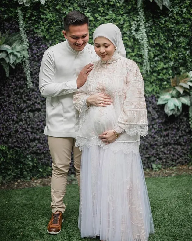 Kesha Ratuliu Hamil Anak Kedua