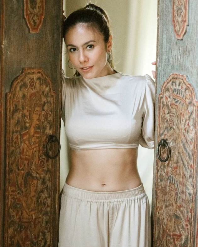 Showcasing Killer Body and Flat Stomach, Peek at the Beautiful Portraits of Wulan Guritno and Floods of Praise - Said to Resemble Princess Jasmine