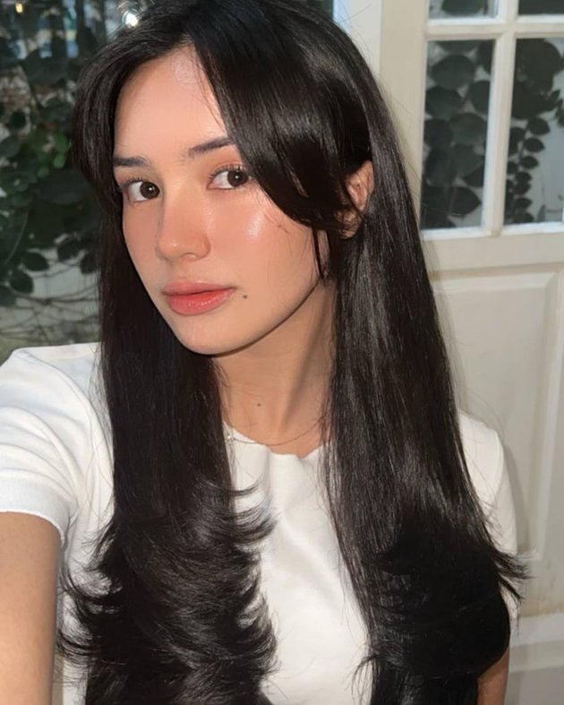 Showing off New Hair, Photos of Beby Tsabina Looking Different, More Mature, and More Beautiful
