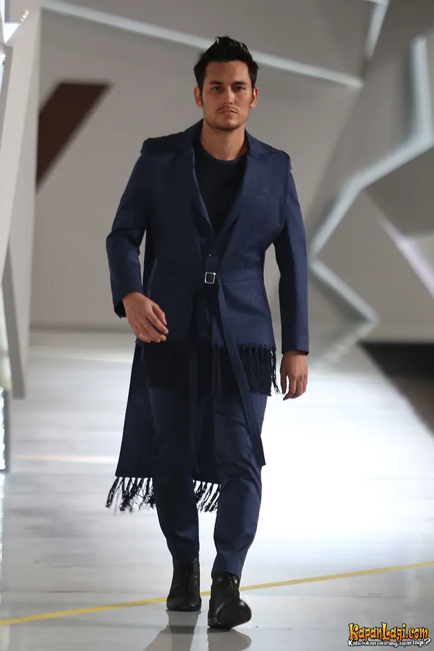 Indonesia Fashion Week 2015