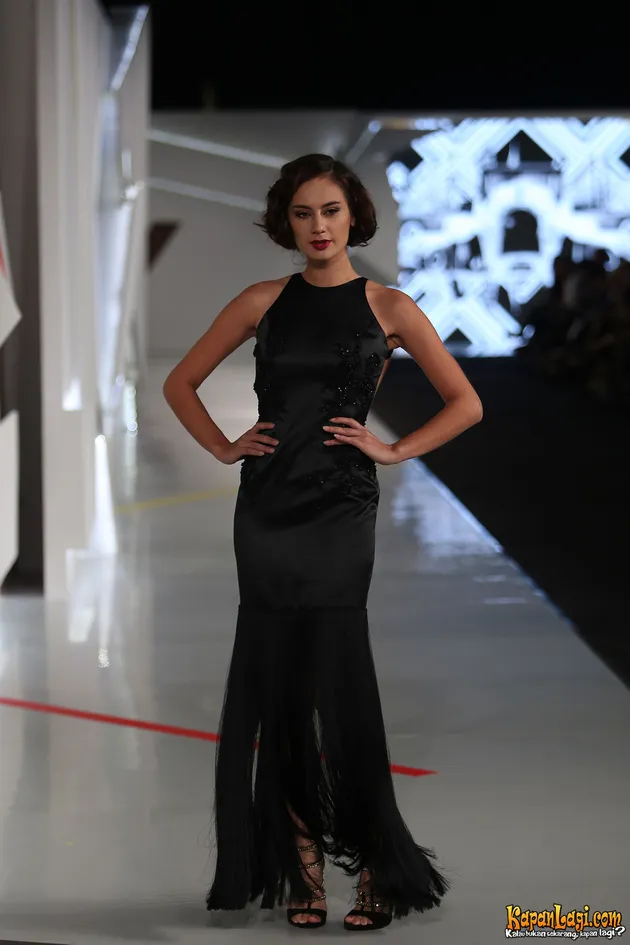 Indonesia Fashion Week 2015