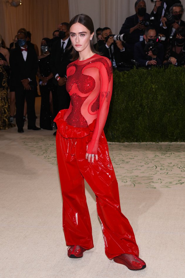 Transparent Fashion Parade at Met Gala 2021, These 10 Beautiful Artists Almost Appear Without Clothes