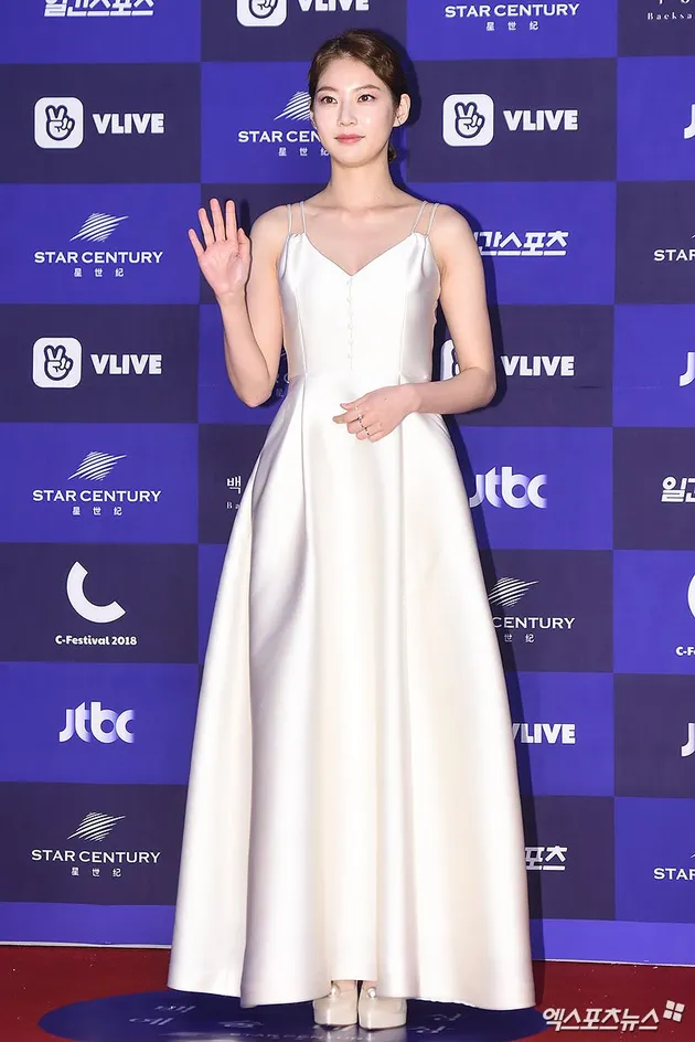 red carpet baeksang awards