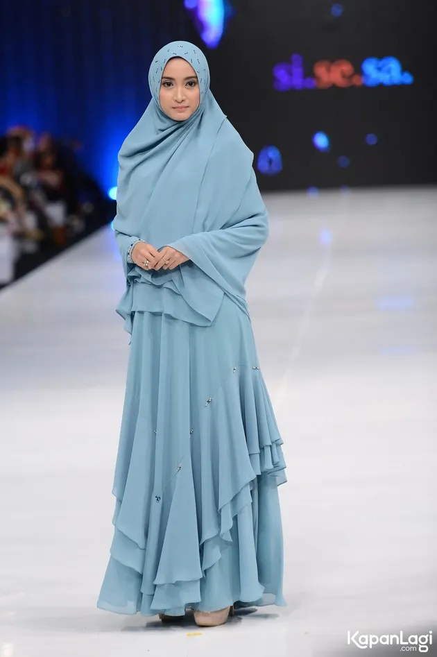 seleb berhijab sayr\'i