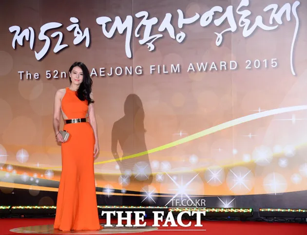 Red Carpet 52nd Grand Bell Awards