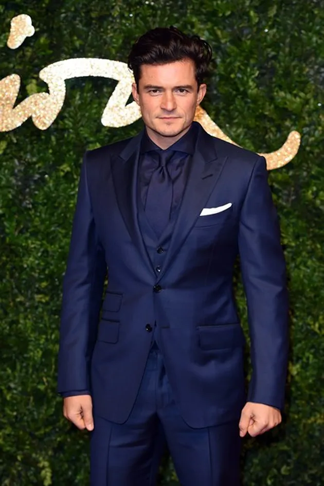 Red Carpet Artis British Fashion Awards