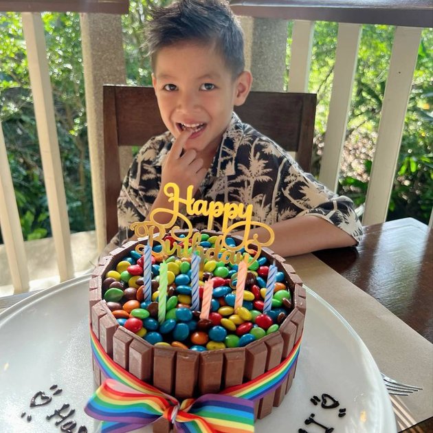 Getting More Handsome, 8 Portraits of Kai's Youngest Son's Birthday Titi Kamal & Christian Sugiono - Celebrated in Thailand