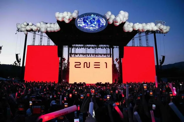 2NE1 di HITC LA 2025