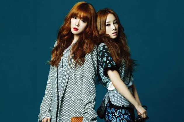 K-Pop Couple
