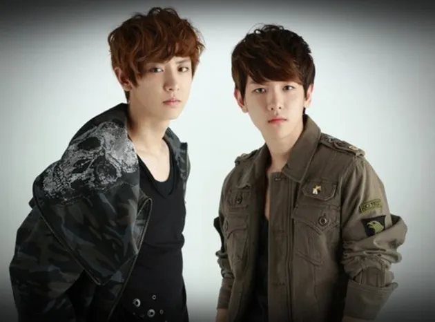 K-Pop Couple