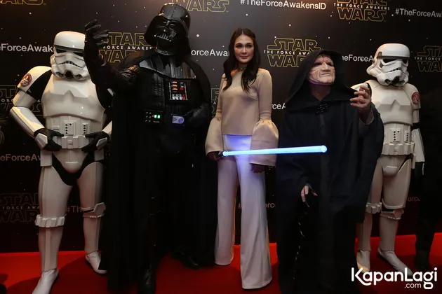 Luna Maya Star Wars