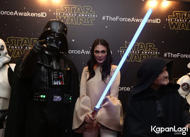 Luna Maya Star Wars