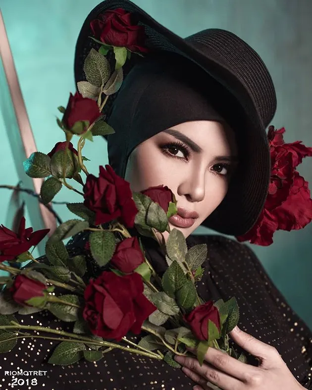 Nikita Mirzani - Rio Motret