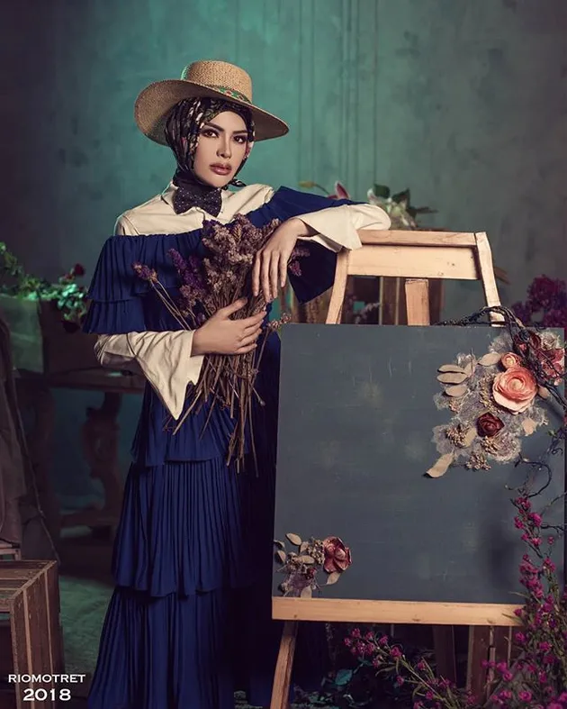 Nikita Mirzani - Rio Motret